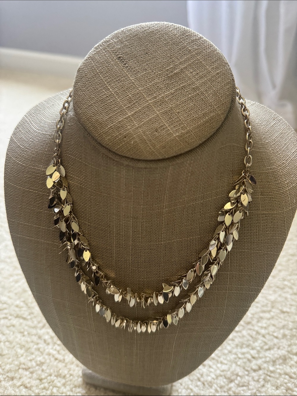 Source Unknown Gold Double-Strand Leaf Cluster Necklace
